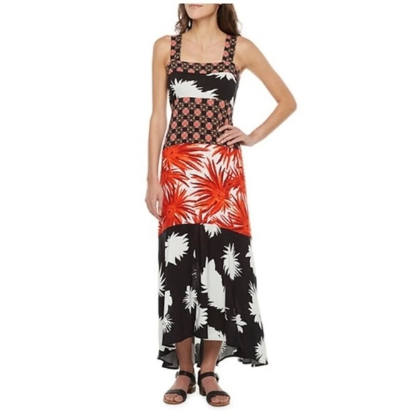 MSK Dresses & Skirts - MSK Floral Sleeveless Sundress - Size M